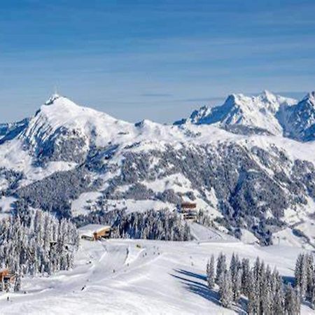 Apartment Near The Hahnenkamm Cable Car Кицбюел Екстериор снимка