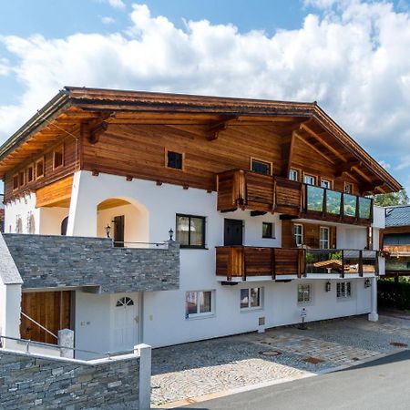 Apartment Near The Hahnenkamm Cable Car Кицбюел Екстериор снимка