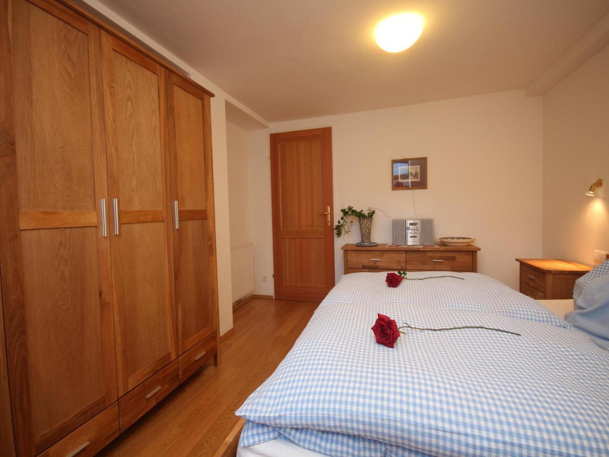Apartment Near The Hahnenkamm Cable Car Кицбюел Екстериор снимка