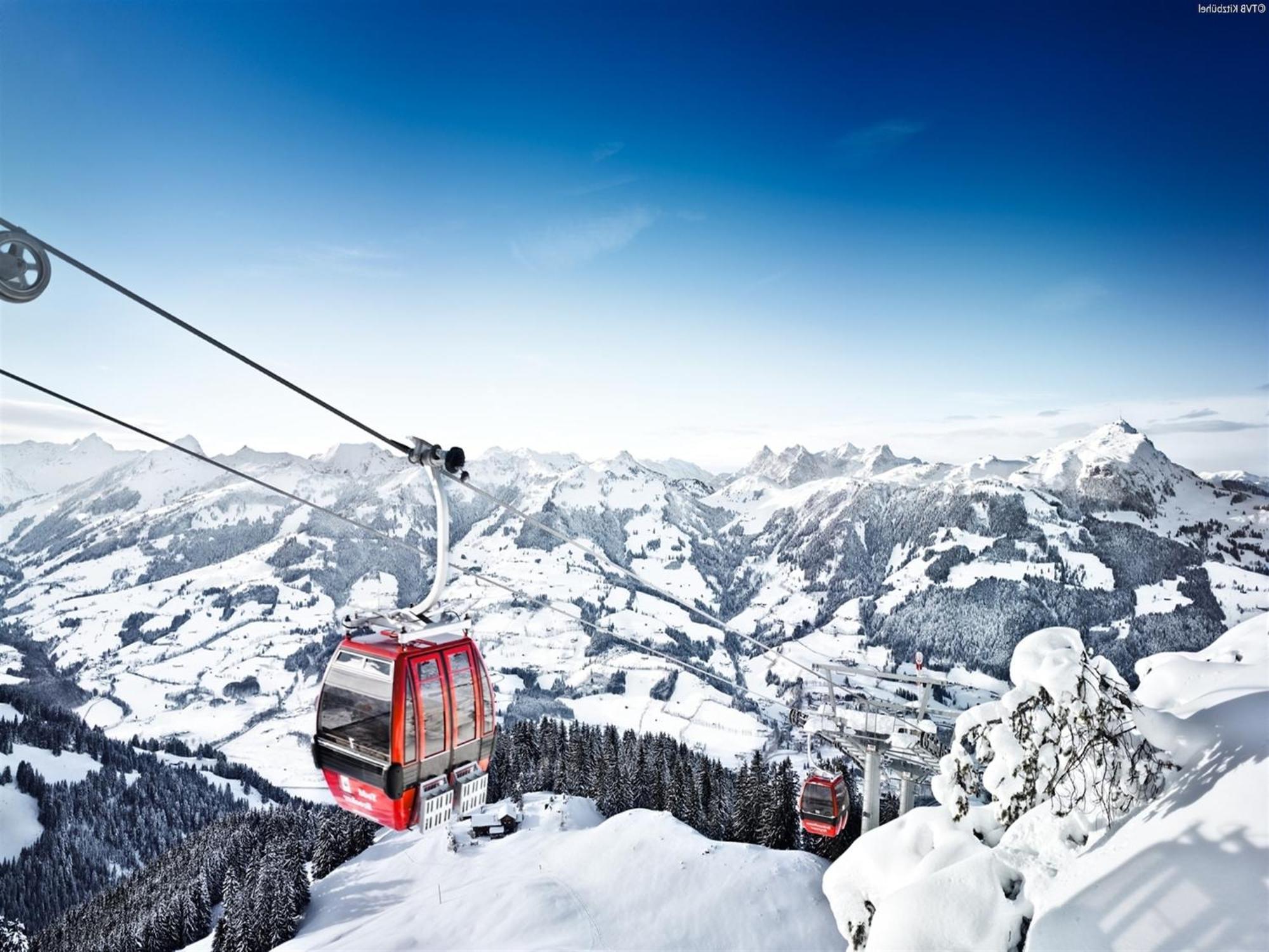 Apartment Near The Hahnenkamm Cable Car Кицбюел Екстериор снимка